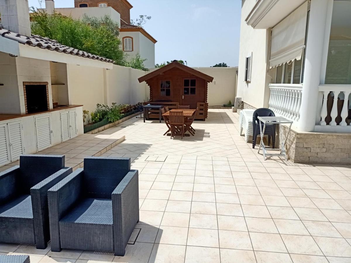 Villa De Lujo En טורמולינוס מראה חיצוני תמונה
