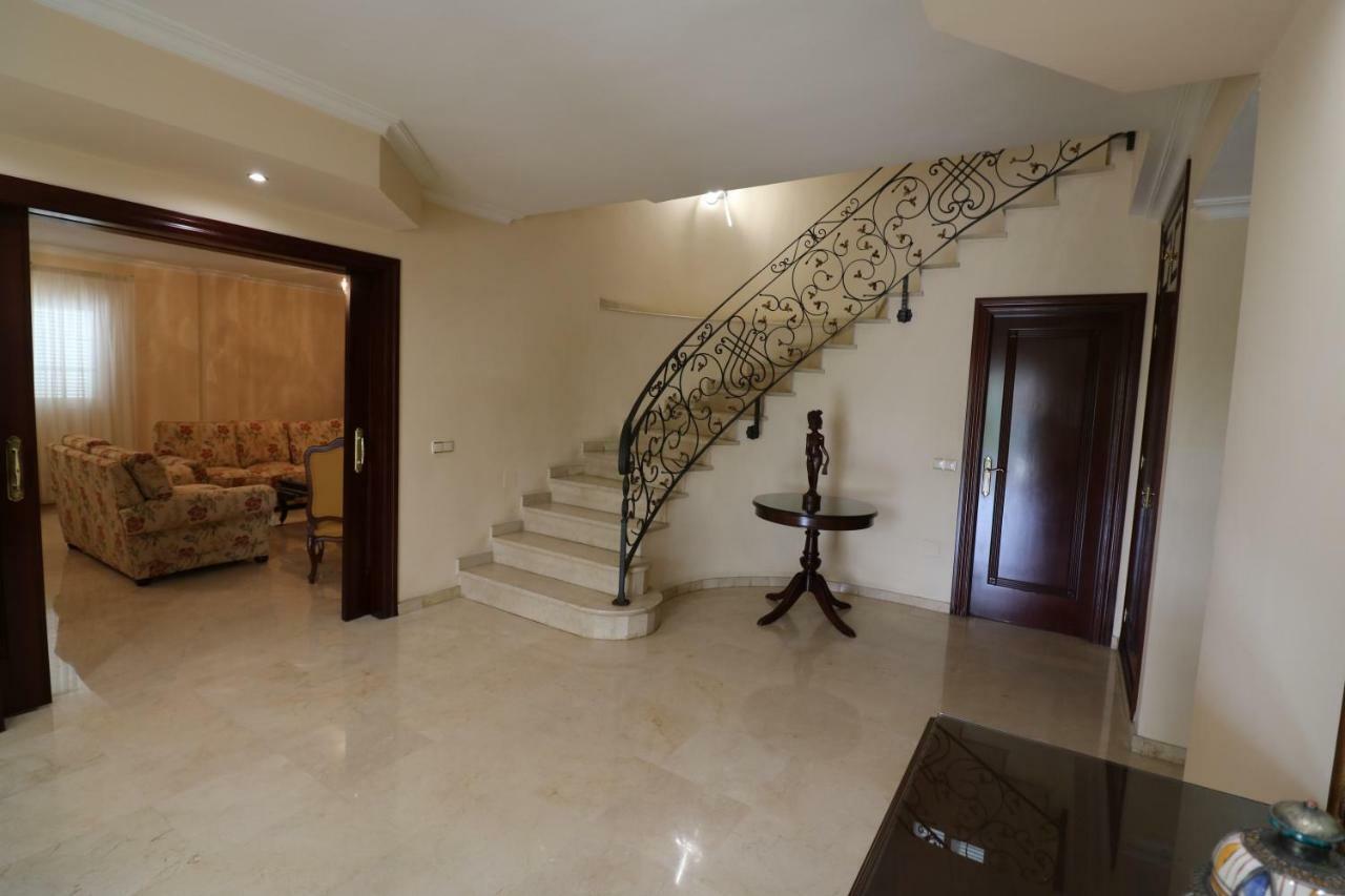Villa De Lujo En טורמולינוס מראה חיצוני תמונה